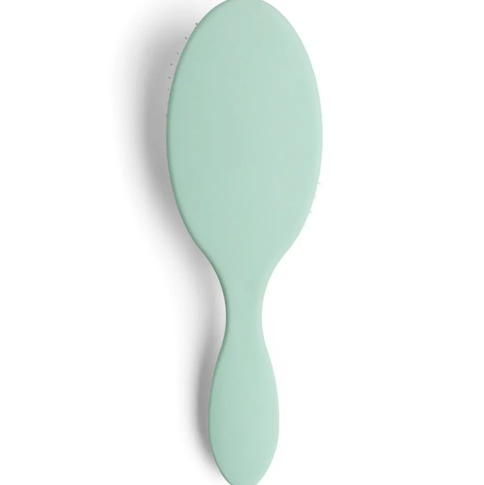 Remilia Hair Vegan Lush Brush