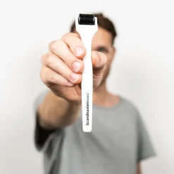 Scandinavian Biolabs Scalp Activating Roller
