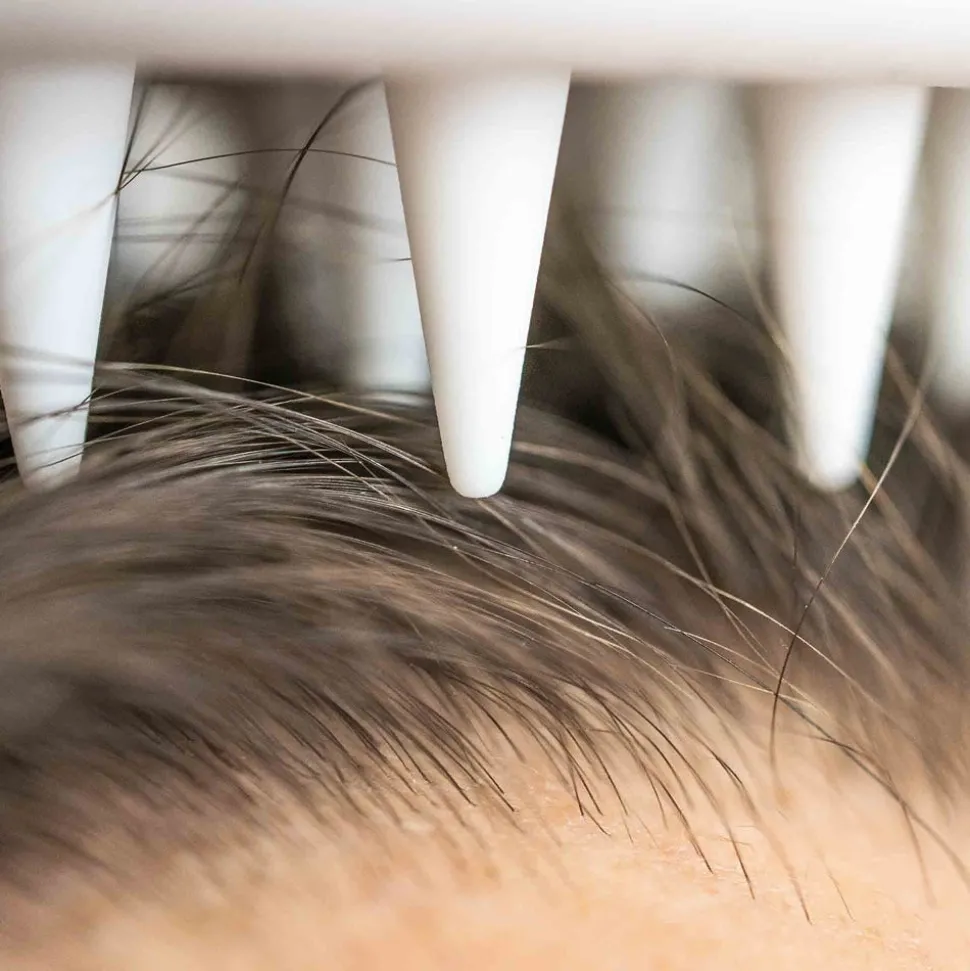 Scandinavian Biolabs Scalp Stimulating Massager 104 g