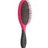 The Wet Brush Pro Detangler pink